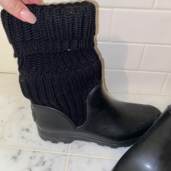 Vintage Gucci Sock Booties Waterproof - Picture 2 of 4